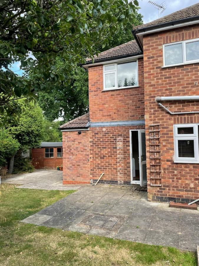 5 Bed House, 32 Tutbury Avenue, Cannon Park, Coventry, Cv4 7Bj Villa Екстериор снимка
