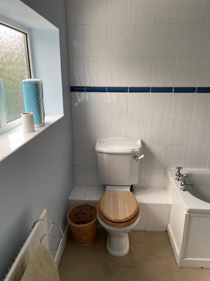 5 Bed House, 32 Tutbury Avenue, Cannon Park, Coventry, Cv4 7Bj Villa Екстериор снимка